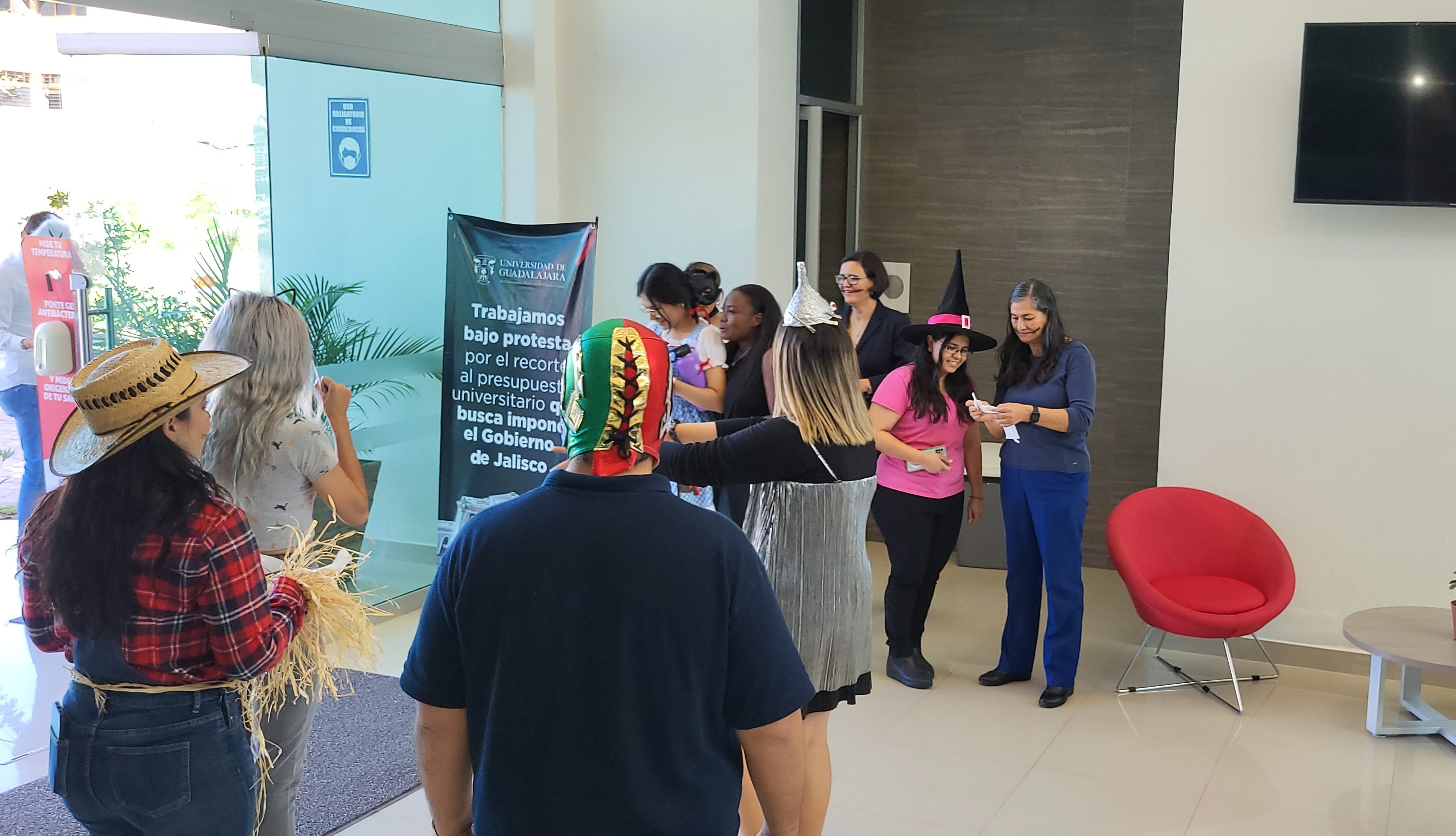 Personal operativo del CUTLAJO en la cacería del tesoro.