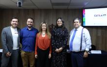 Autoridades del CUTLAJO presentando la apertura de la Clínica Laboratorio de Terapia Física