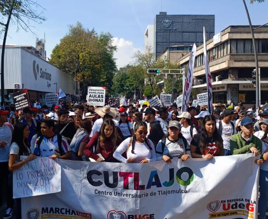 Comunidad de cutlajo en la megamarcha.