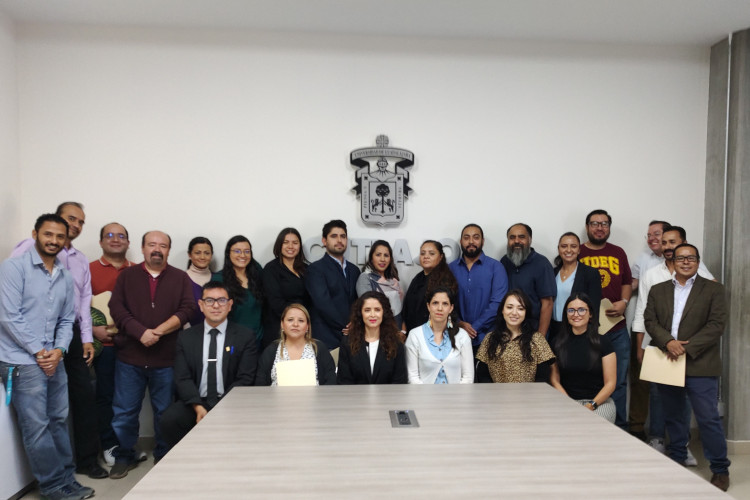 Miembrxs del comité de titulación 